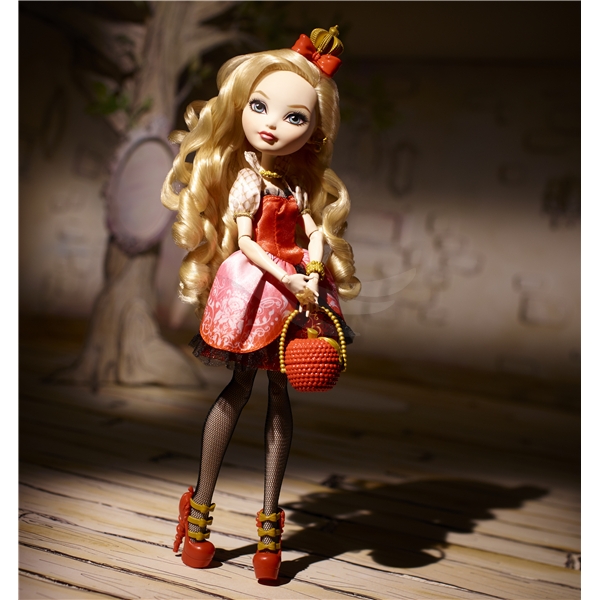 Ever After High - Core Royal Doll Apple White (Kuva 2 tuotteesta 3)