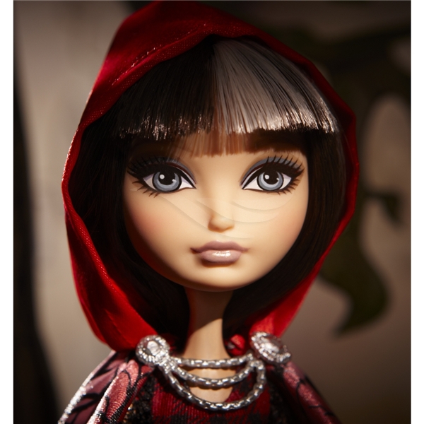 Ever After High - Core Rebel Doll Cerise Hood (Kuva 2 tuotteesta 3)