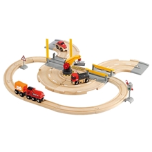 BRIO 33208 Auto ja Juna -setti Nostokurjella