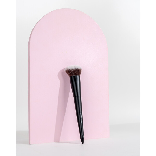 Brushworks No. 3 Multi-Tasking Brush (Kuva 6 tuotteesta 8)