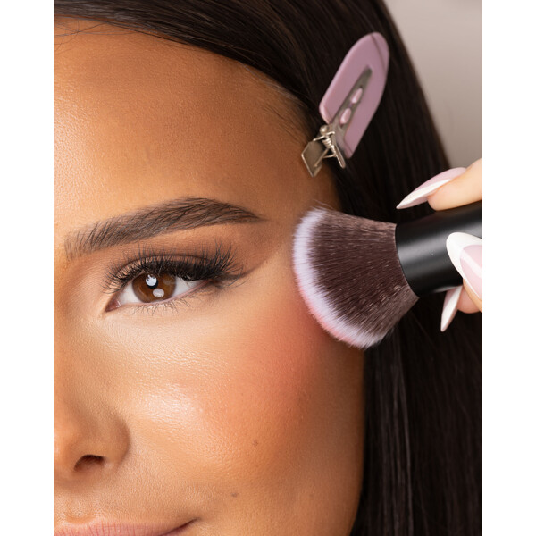 Brushworks No. 7 Angled Blush Brush (Kuva 7 tuotteesta 9)