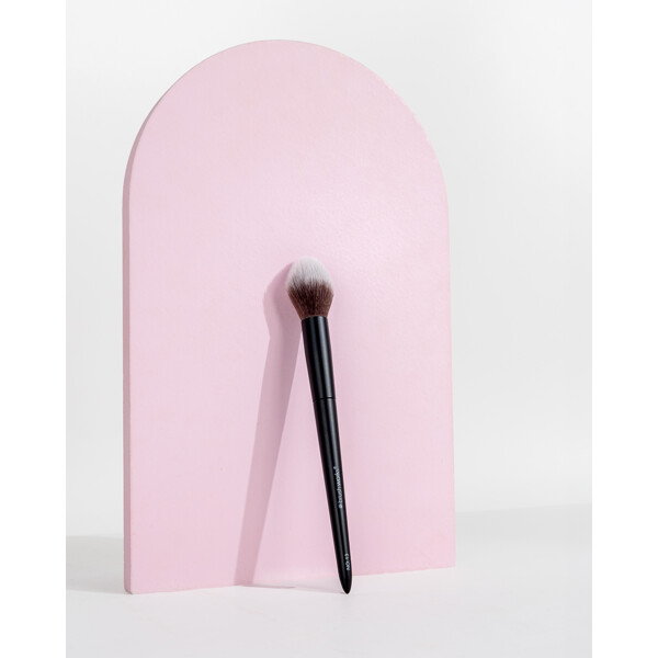 Brushworks No. 13 Highlight Brush (Kuva 6 tuotteesta 8)