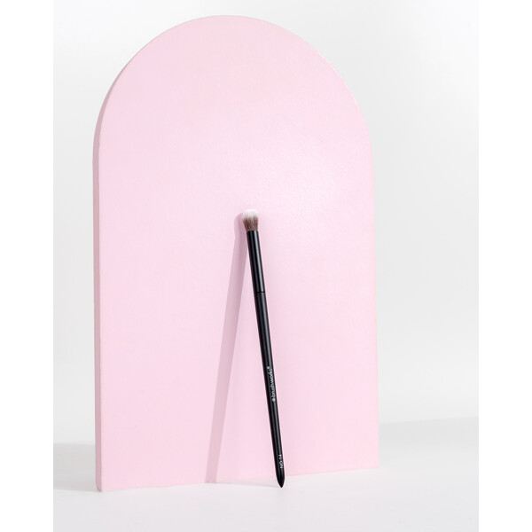 Brushworks No. 14 Fluffy Blending Eye Brush (Kuva 5 tuotteesta 6)