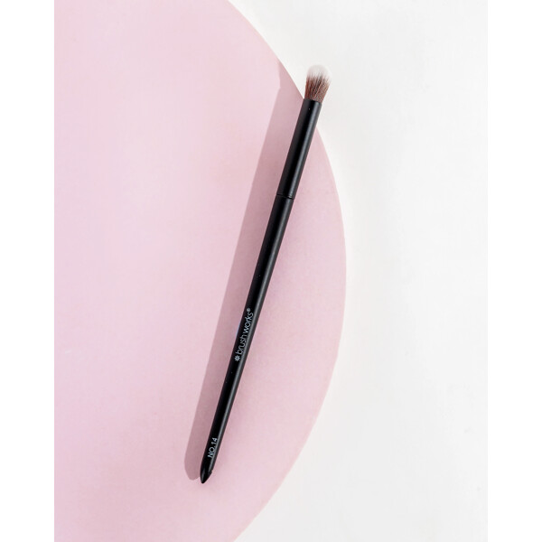 Brushworks No. 14 Fluffy Blending Eye Brush (Kuva 6 tuotteesta 6)