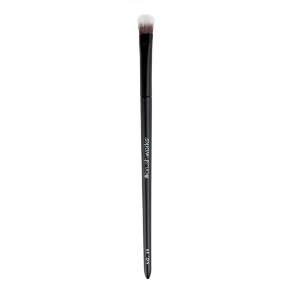 Brushworks No. 19 Crease Blending Eye Brush (Kuva 3 tuotteesta 6)