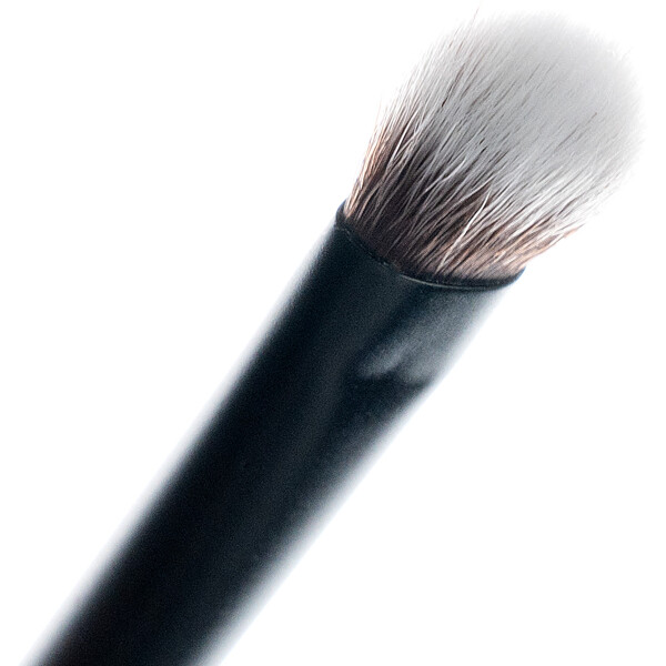 Brushworks No. 19 Crease Blending Eye Brush (Kuva 4 tuotteesta 6)