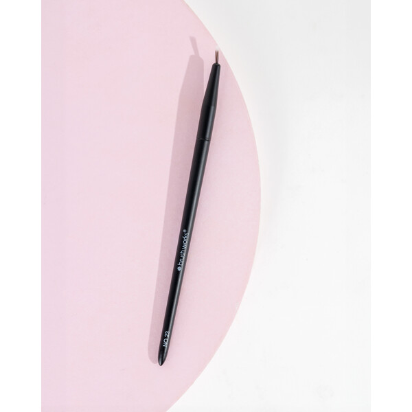 Brushworks No. 23 Precise Liner Brush (Kuva 4 tuotteesta 9)