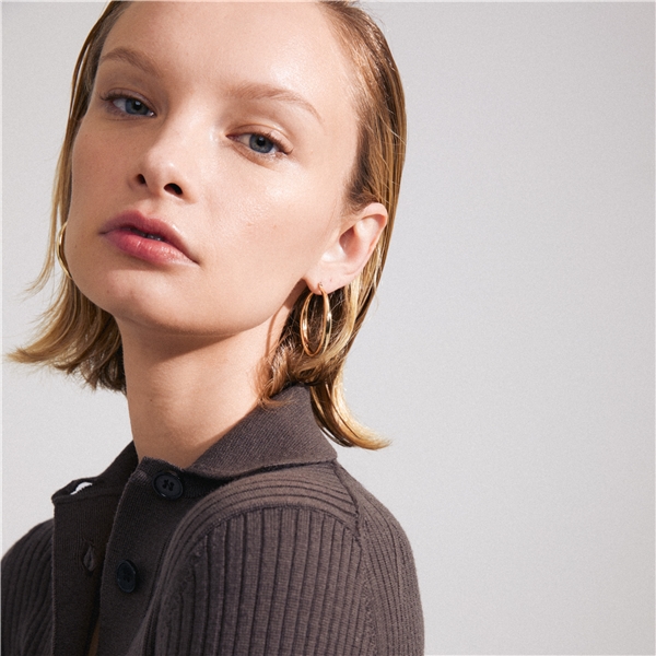 28243-2003 PRIYA Hoop Earrings (Kuva 3 tuotteesta 3)