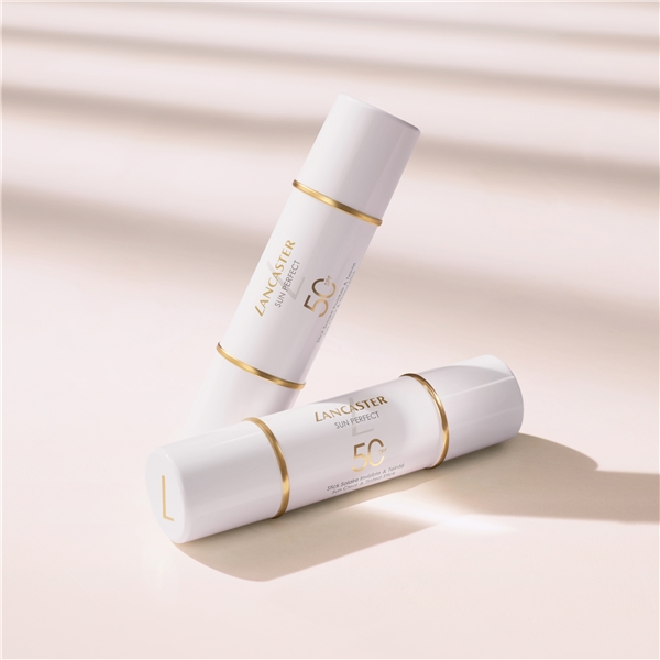 Lancaster Sun Clear & Tinted Duo Stick SPF 50 (Kuva 4 tuotteesta 4)