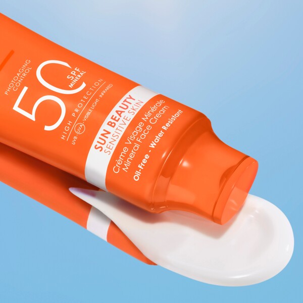 Lancaster SPF50 Sun Sensitive Mineral Face Cream (Kuva 3 tuotteesta 4)