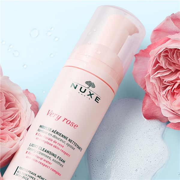 Very Rose Light Cleansing Foam (Kuva 4 tuotteesta 4)