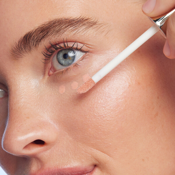 Merveillance Lift Eye Lighter Serum (Kuva 2 tuotteesta 5)