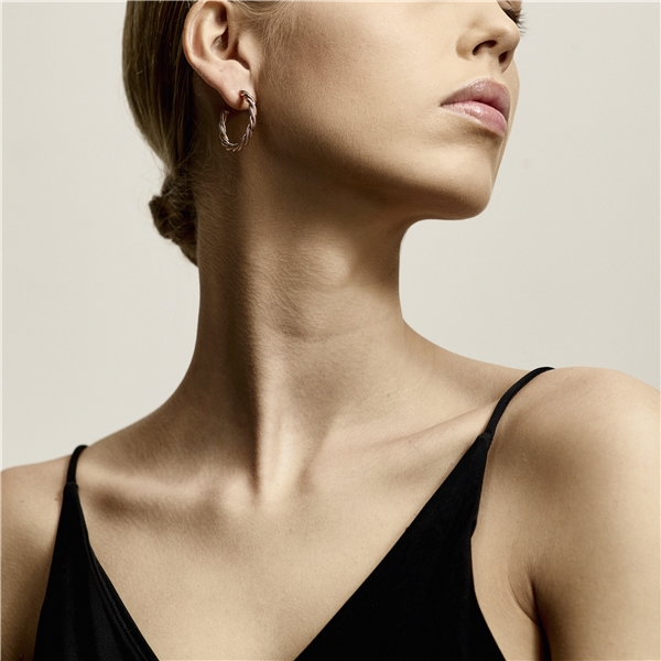 26202-4063 Baya Twisted Rose Gold Earrings (Kuva 2 tuotteesta 2)
