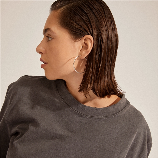 28232-6013 APRIL Medium Size Hoop Earrings (Kuva 3 tuotteesta 3)