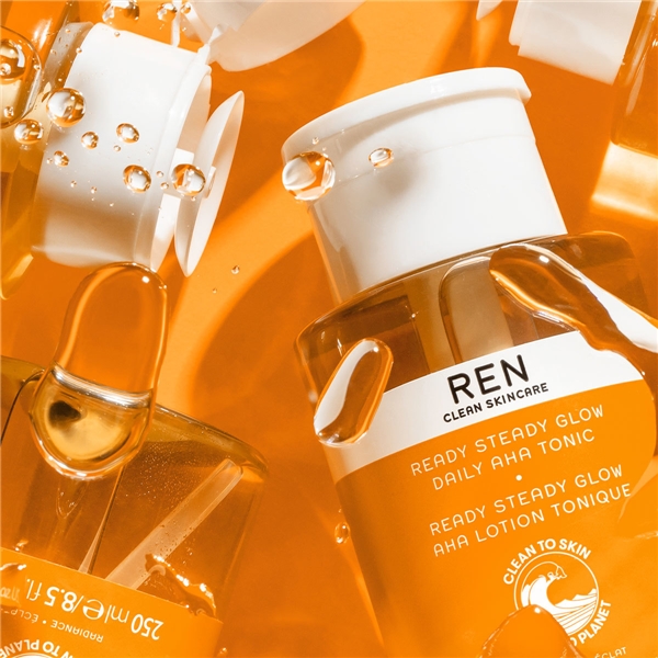 REN Radiance Ready Steady Glow Daily AHA Tonic (Kuva 3 tuotteesta 7)