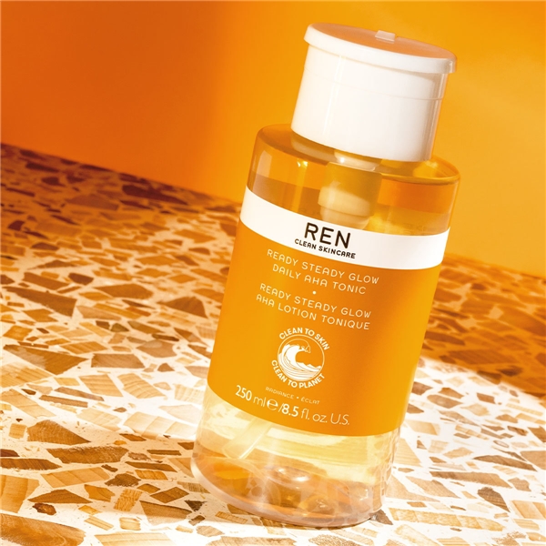 REN Radiance Ready Steady Glow Daily AHA Tonic (Kuva 4 tuotteesta 7)