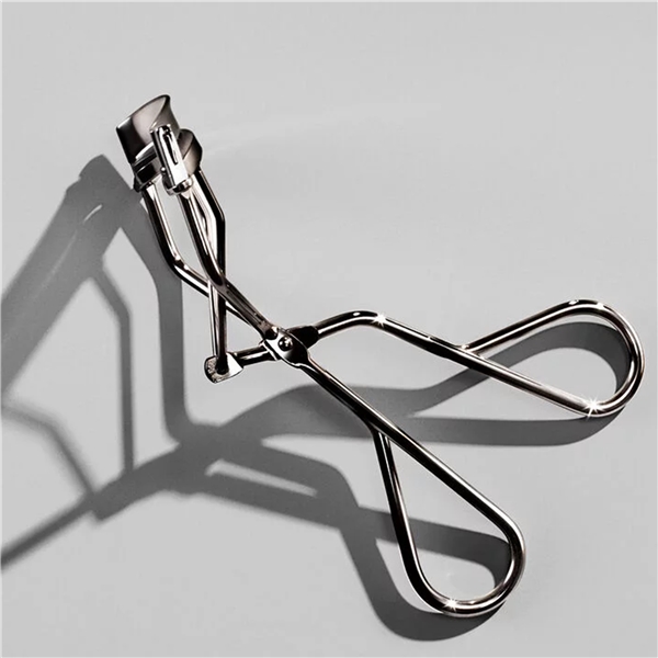 Shiseido Eyelash Curler (Kuva 5 tuotteesta 6)