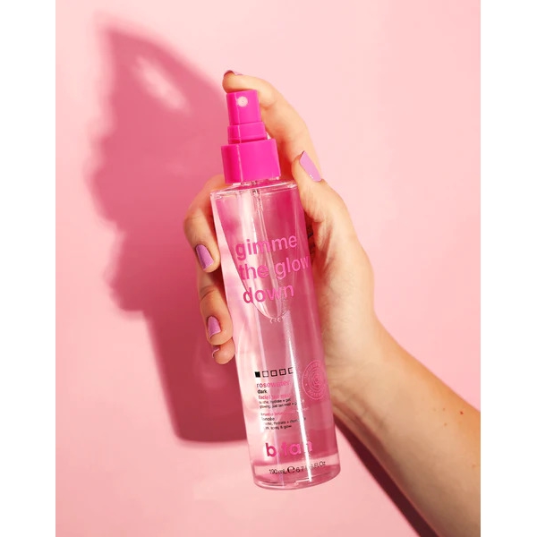 Gimme The Glow Down Facial Tan Mist (Kuva 2 tuotteesta 6)