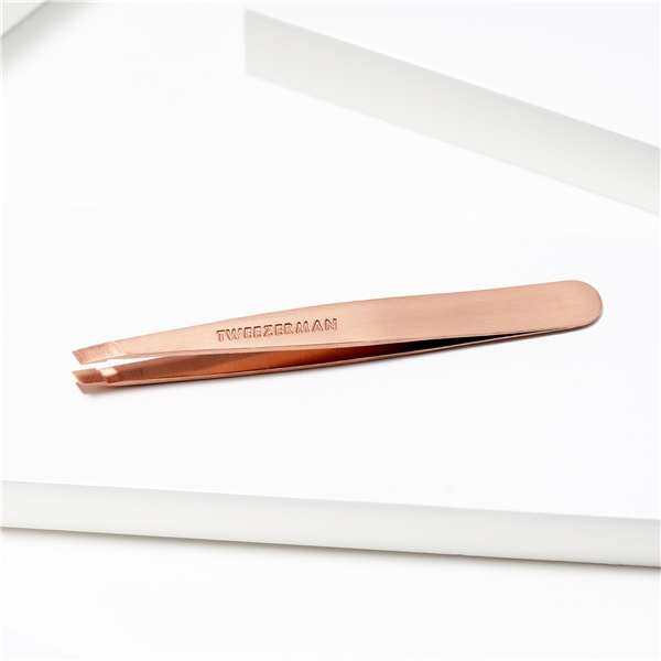 Tweezerman Rose Gold Slant Tweezer (Kuva 7 tuotteesta 8)