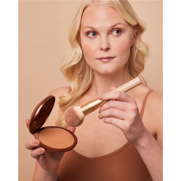 Ida Warg Silk Bronzer (Kuva 2 tuotteesta 4)