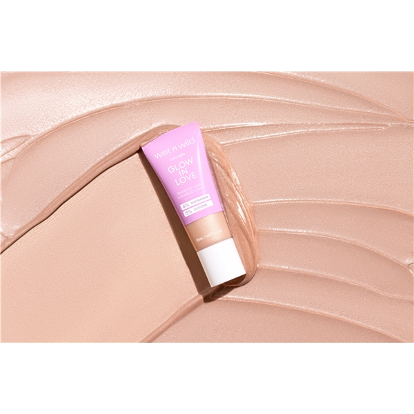 Mega Glo Glow In Love - Radiance Liquid (Kuva 4 tuotteesta 5)