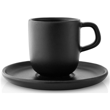 Nordic kitchen espresso kuppi aluslautasen kera