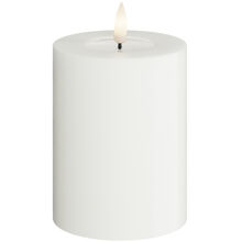 Valkoinen - LED-pilarikynttilä 7,5x10 cm