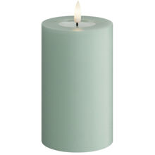 Sage Green - LED-pilarikynttilä 7,5x12,5 cm