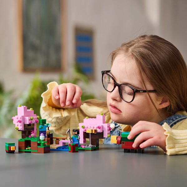 21260 LEGO Minecraft Kirsikkapuutarha (Kuva 5 tuotteesta 5)