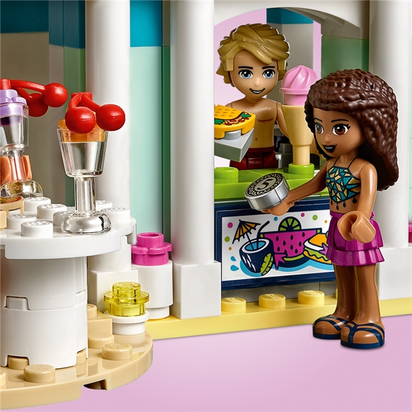 41347 LEGO Friends Heartlake Lomanviettopaikka (Kuva 5 tuotteesta 6)