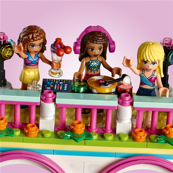 41347 LEGO Friends Heartlake Lomanviettopaikka (Kuva 6 tuotteesta 6)