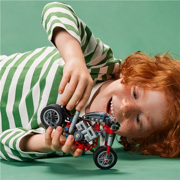 42132 LEGO Technic Moottoripyörä (Kuva 7 tuotteesta 7)