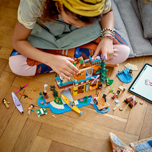42626 LEGO Friends Seikkailuleiri Vesilajit (Kuva 4 tuotteesta 6)