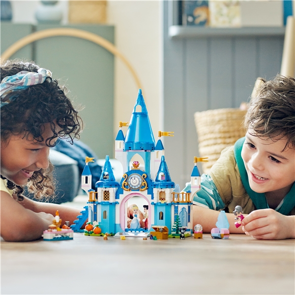 43206 LEGO Disney Tuhkimon & Prinssi Uljaan Linna (Kuva 6 tuotteesta 7)