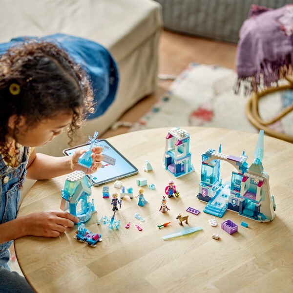 43244 LEGO Disney Princess Elsan Jääpalatsi (Kuva 4 tuotteesta 6)