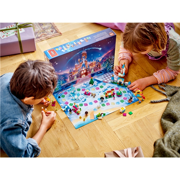 43253 LEGO Disney Prinsessa Joulukalenteri (Kuva 4 tuotteesta 5)