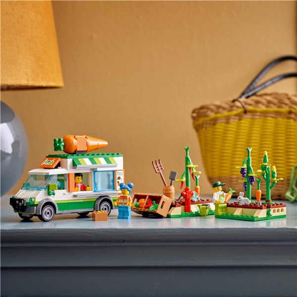 60345 LEGO City Kesätorin Pakettiauto (Kuva 7 tuotteesta 7)
