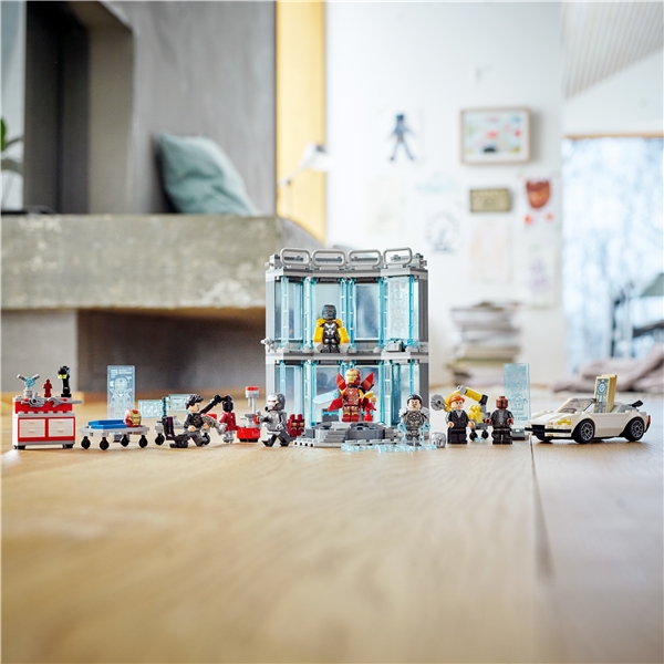 76216 LEGO Super Heroes Iron Manin Asevarasto (Kuva 7 tuotteesta 7)