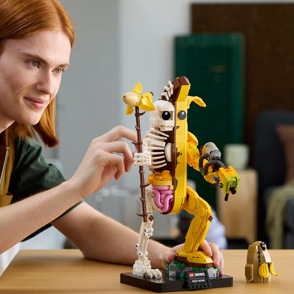 77072 LEGO Fortnite Peely Bone (Kuva 5 tuotteesta 7)