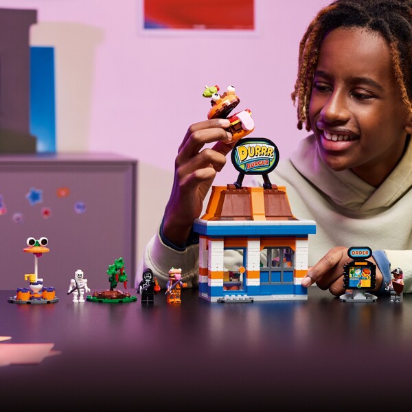 77076 LEGO Fortnite Durrr Burgers Ravintola (Kuva 5 tuotteesta 6)