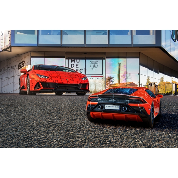 Palapeli 3D Lamborghini Huracan Evo 108 palaa (Kuva 5 tuotteesta 6)