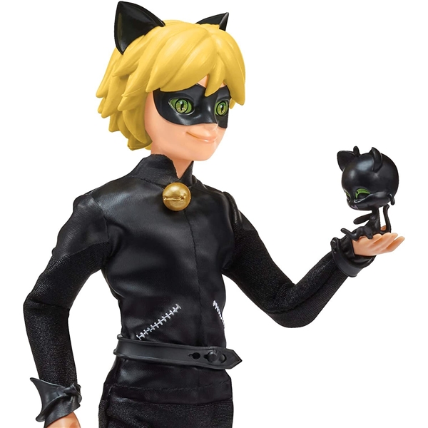 Miraculous Core Fashion Doll Cat Noir (Kuva 4 tuotteesta 4)