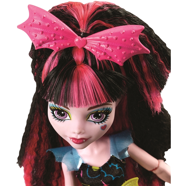 Monster High Hair Raising Ghouls Draculara (Kuva 2 tuotteesta 4)