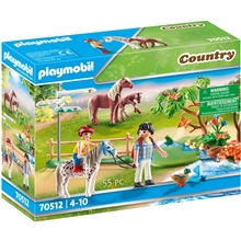 70512 Playmobil Farm- Iloinen poniretki