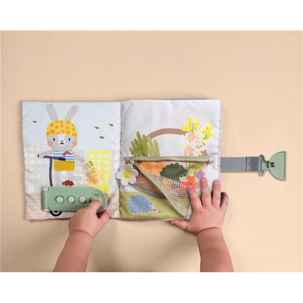 Taf Toys Quiet Busy Book (Kuva 4 tuotteesta 6)